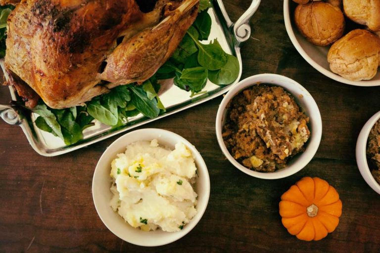 How to Get a Delicious Thanksgiving Dinner Delivered (or To-Go)!
